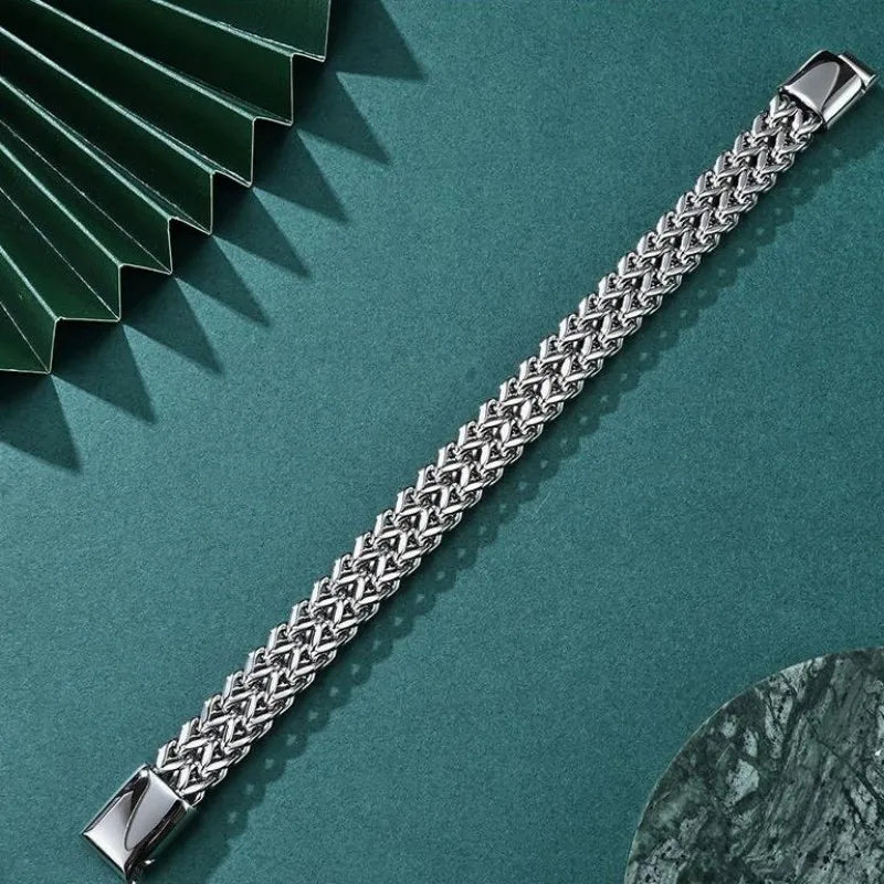 Pulseira Masculina Hermes Import 10mm em Aço Inoxidável com Fecho Oculto – Design Imponente e Minimalista