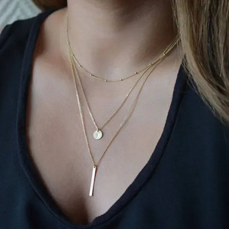 Colar Delysia King Triplo em Liga Dourada – Hermes Import