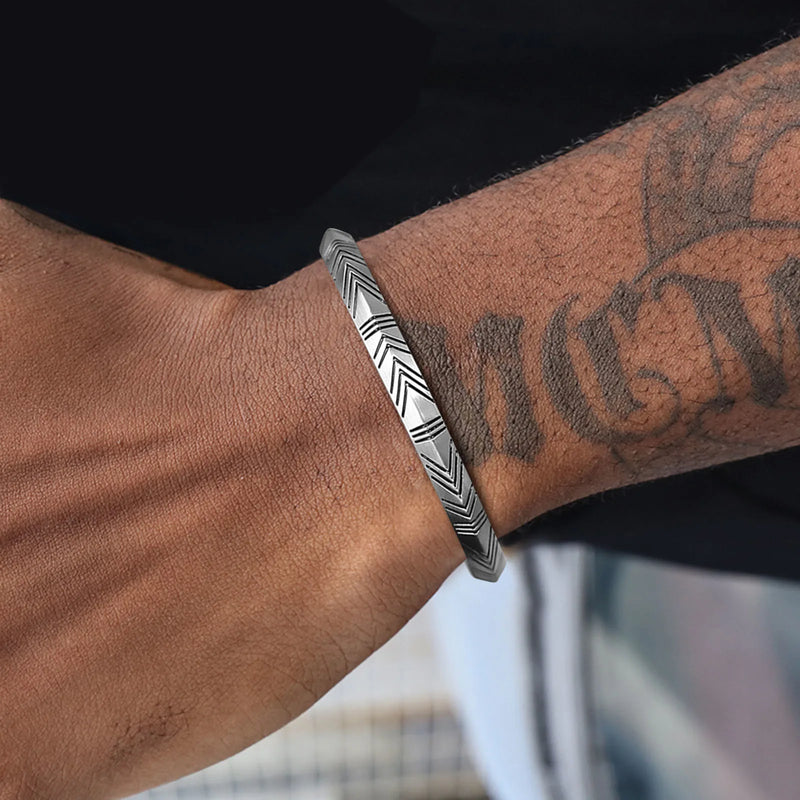 Bracelete Viking em Aço Inoxidável VNOX – Estilo Retrô Masculino | Hermes Import